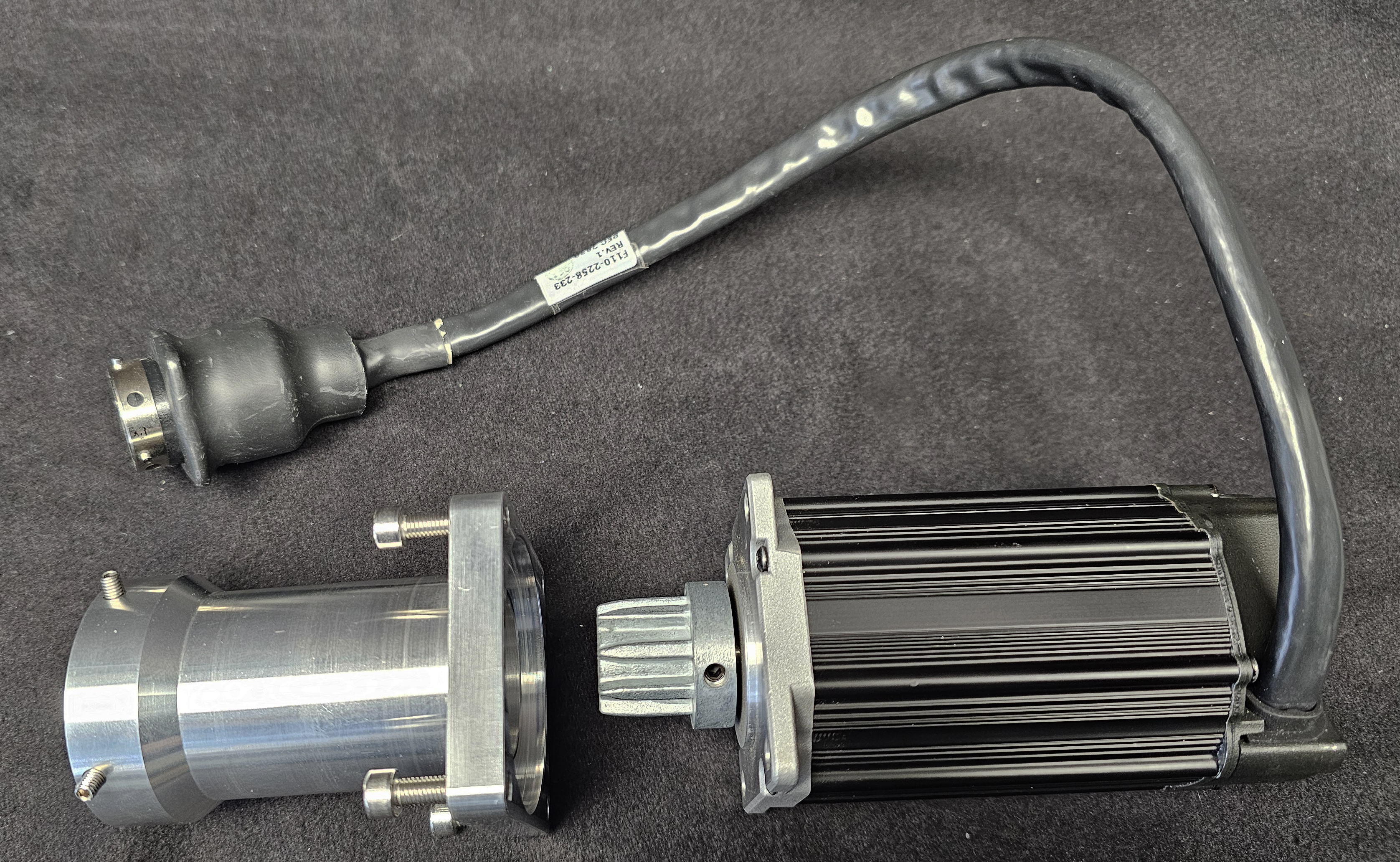 Conversion kits for servo motor's