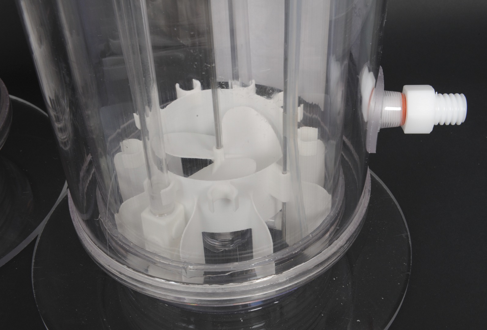 Fully configurable Single-Use-Bioreactor